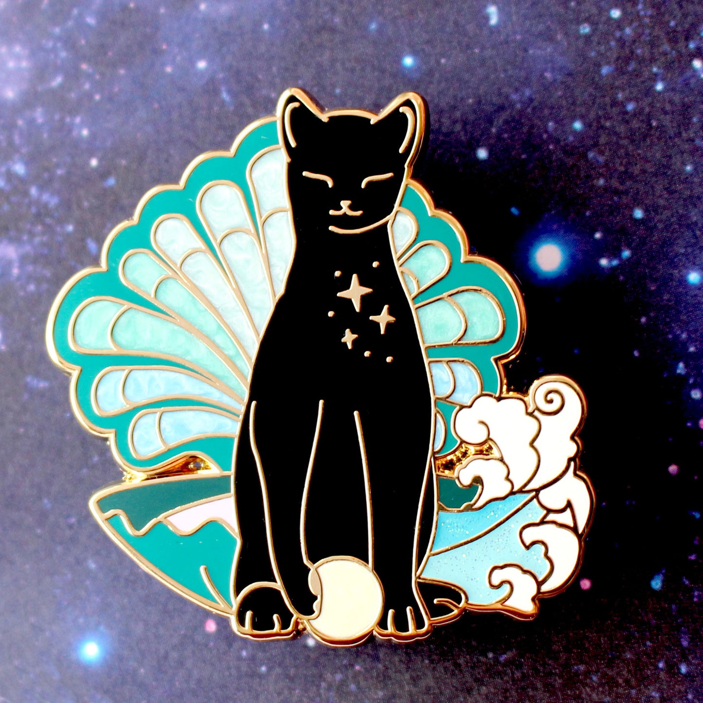 Clam Cat Enamel Pin