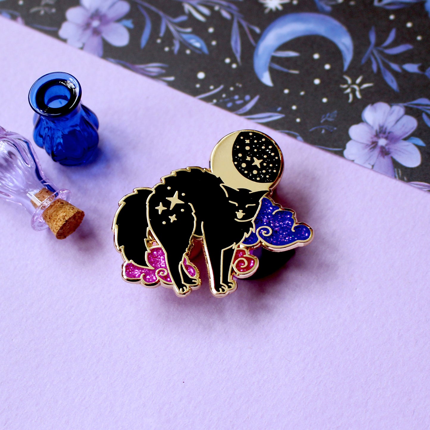 Scaredy Cat Enamel Pin – Halloween Collection