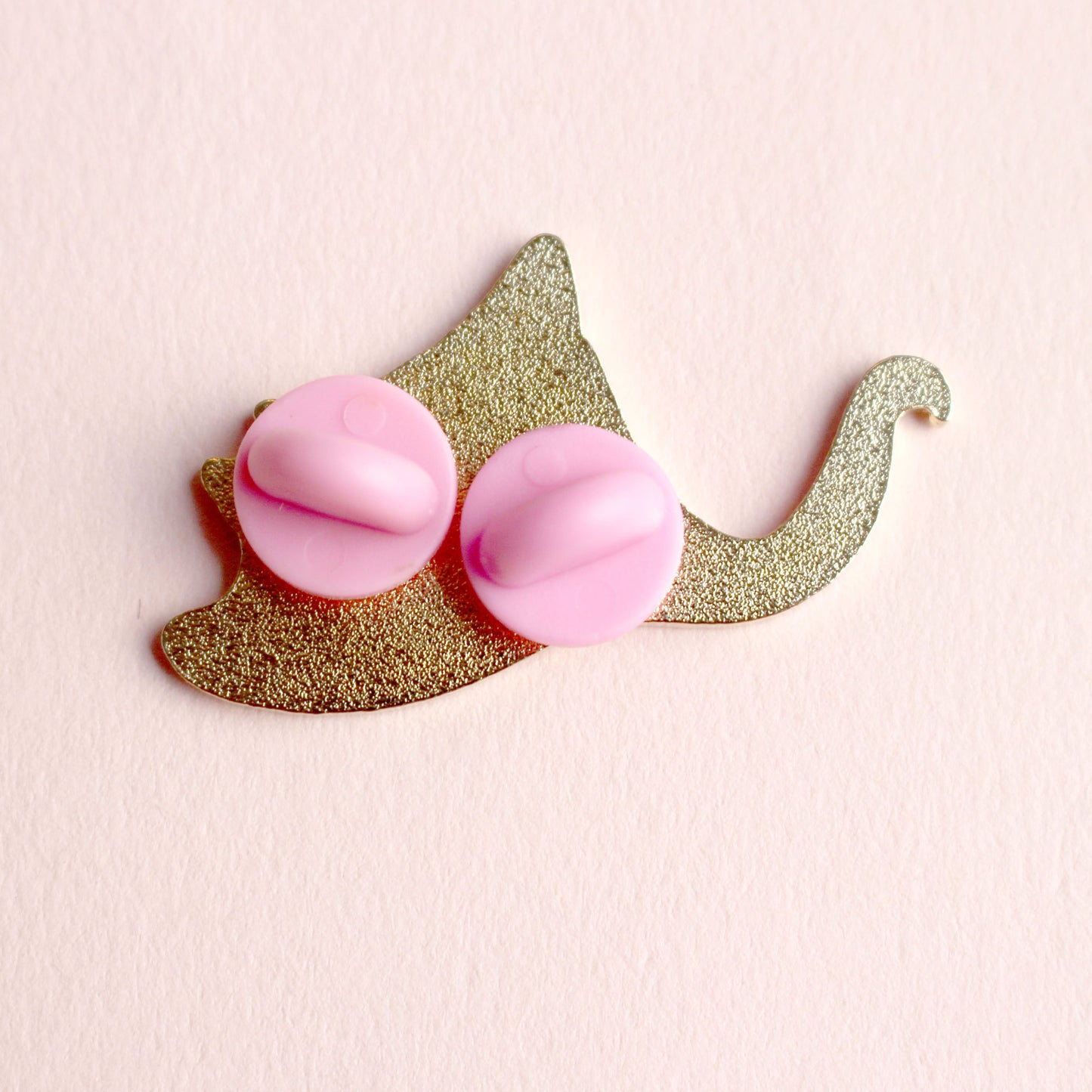 Stingray enamel pin