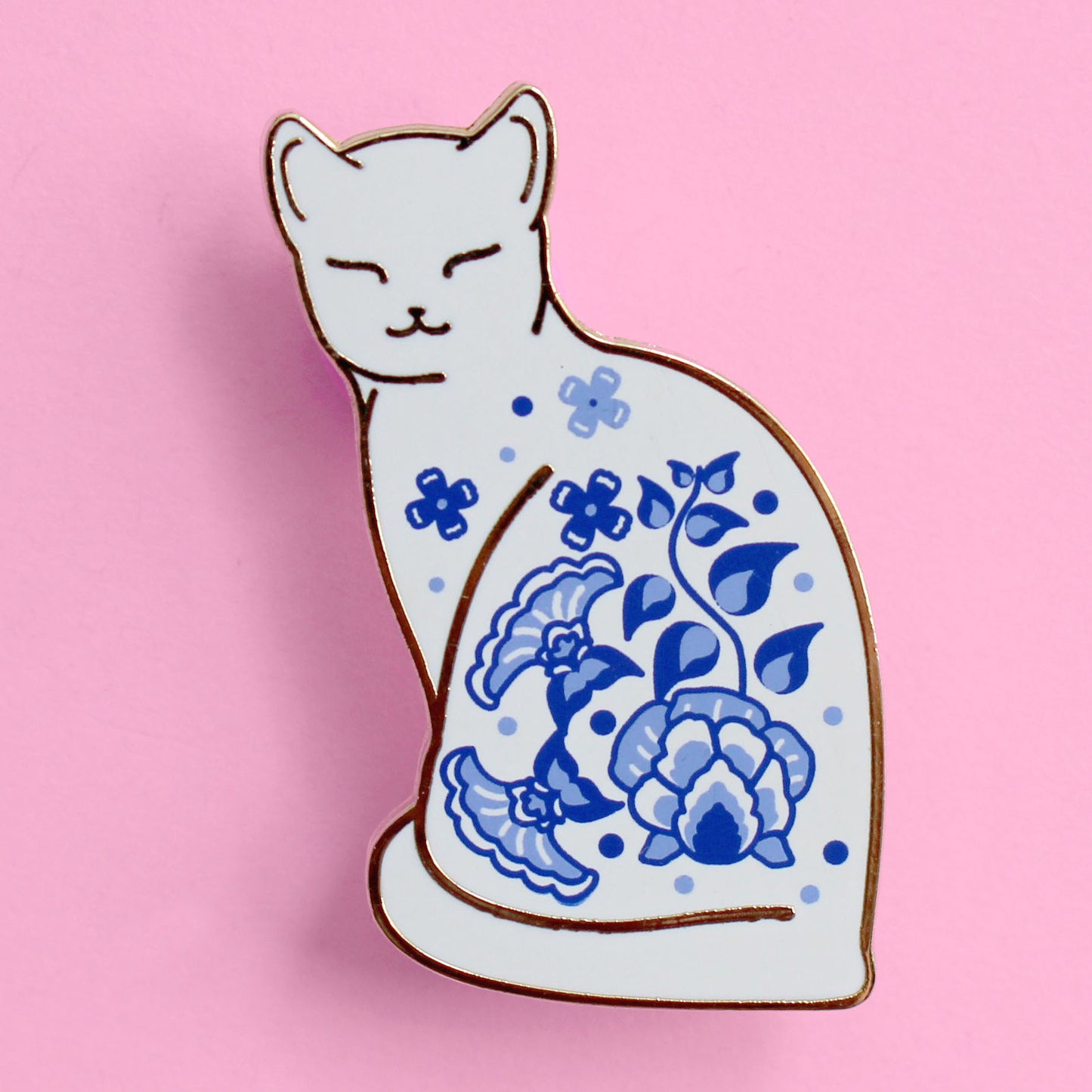 Willow Pattern cat enamel pin