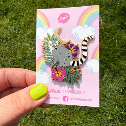 Lemur Enamel Pin