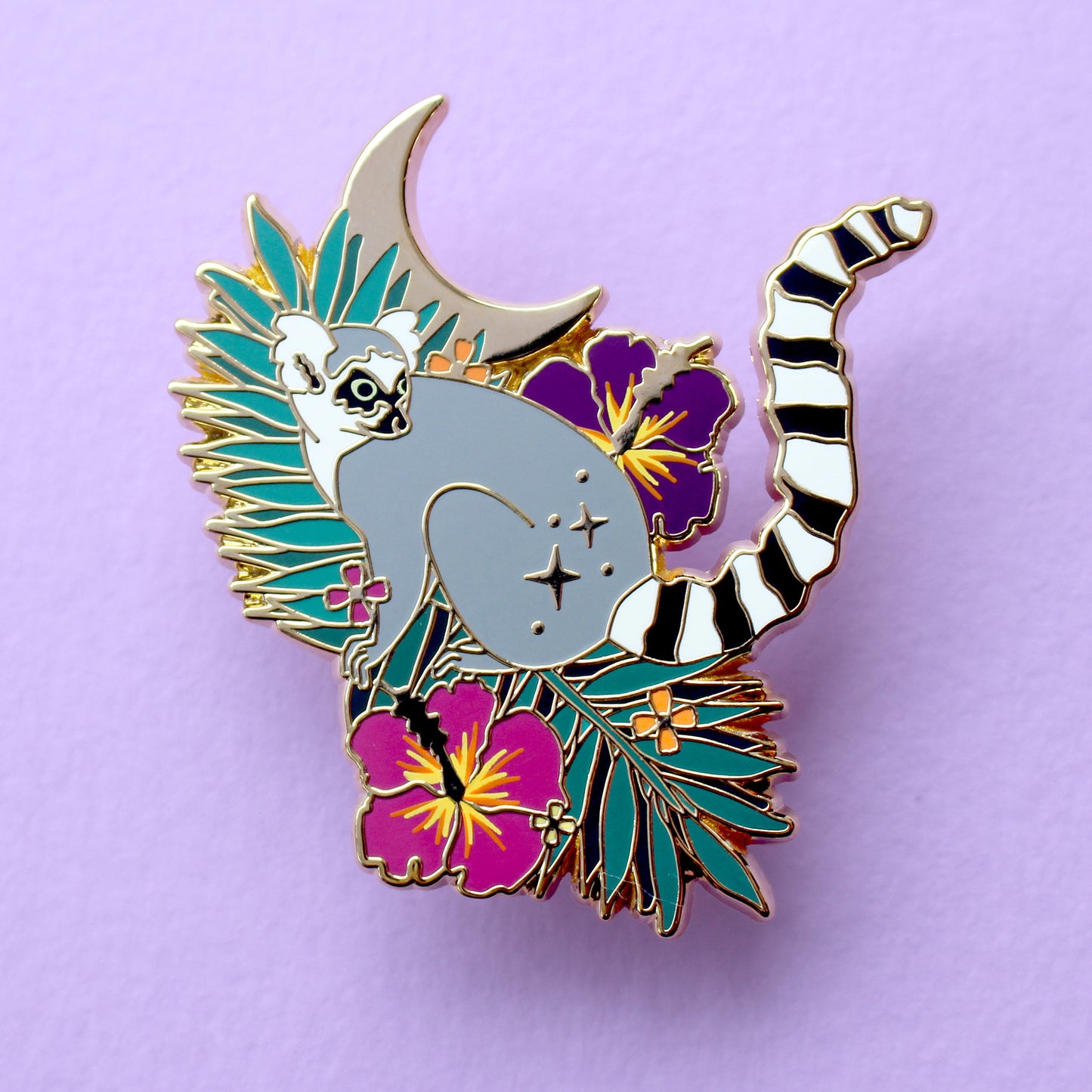 Lemur Enamel Pin