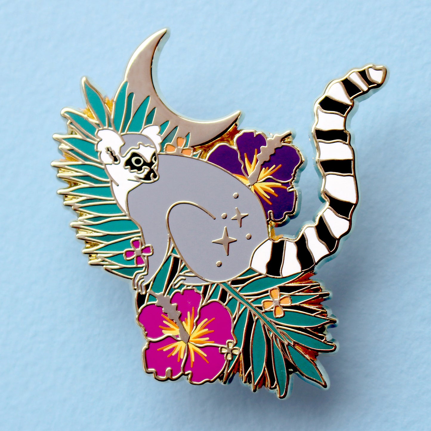 Lemur Enamel Pin