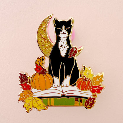 Fall Book Cat Enamel Pin in Ginger and Tuxedo – Autumn & Fall Collection
