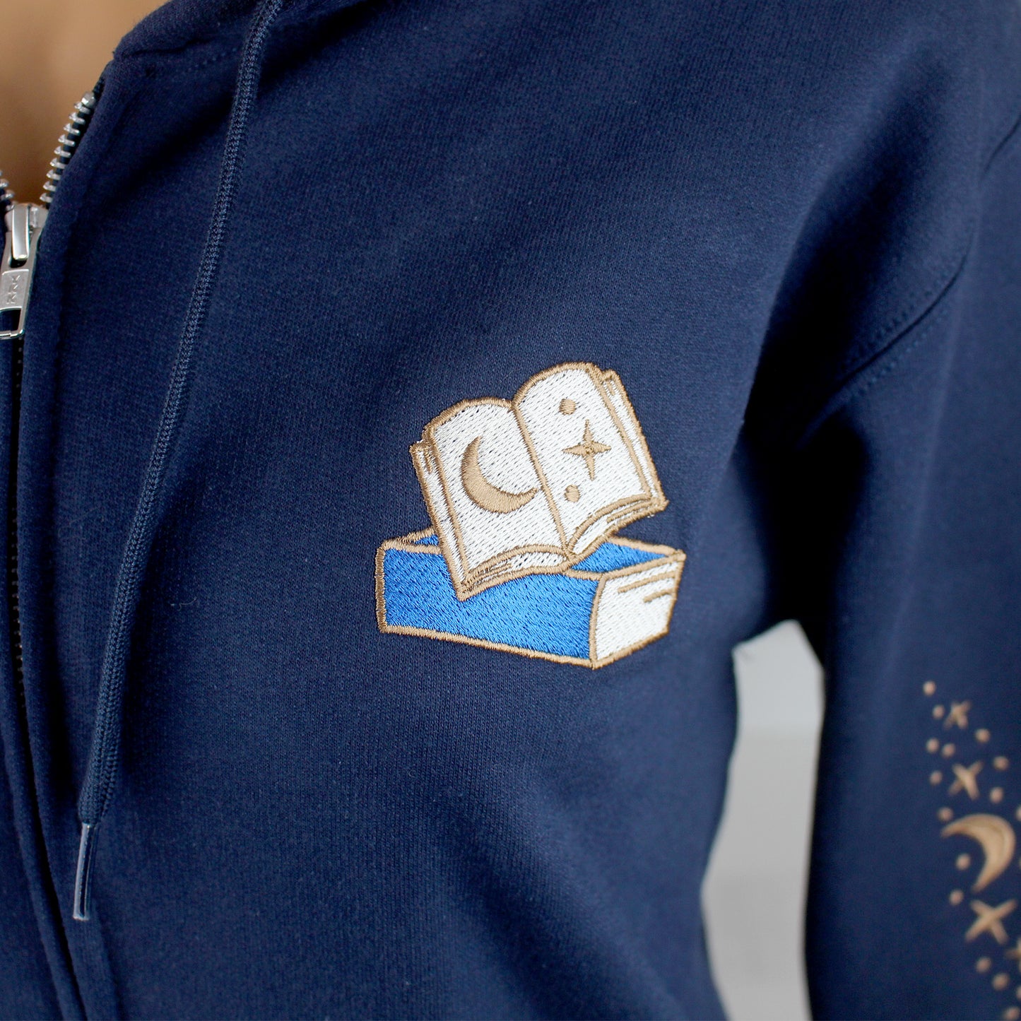 Literary Magpies Embroidered Zip-up Hoodie