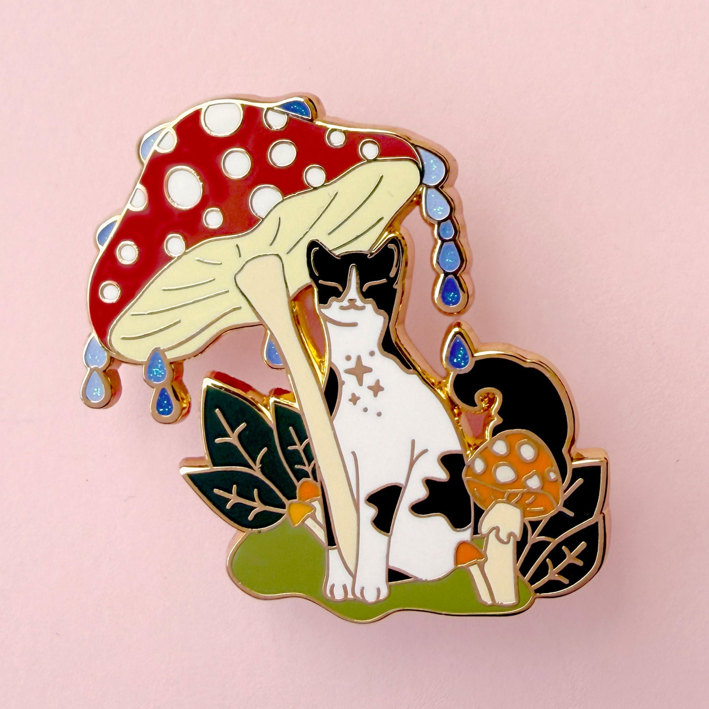 Black & White Mushroom Cat Enamel Pin – Autumn and Fall Collection