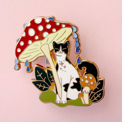 Black & White Mushroom Cat Enamel Pin – Autumn and Fall Collection