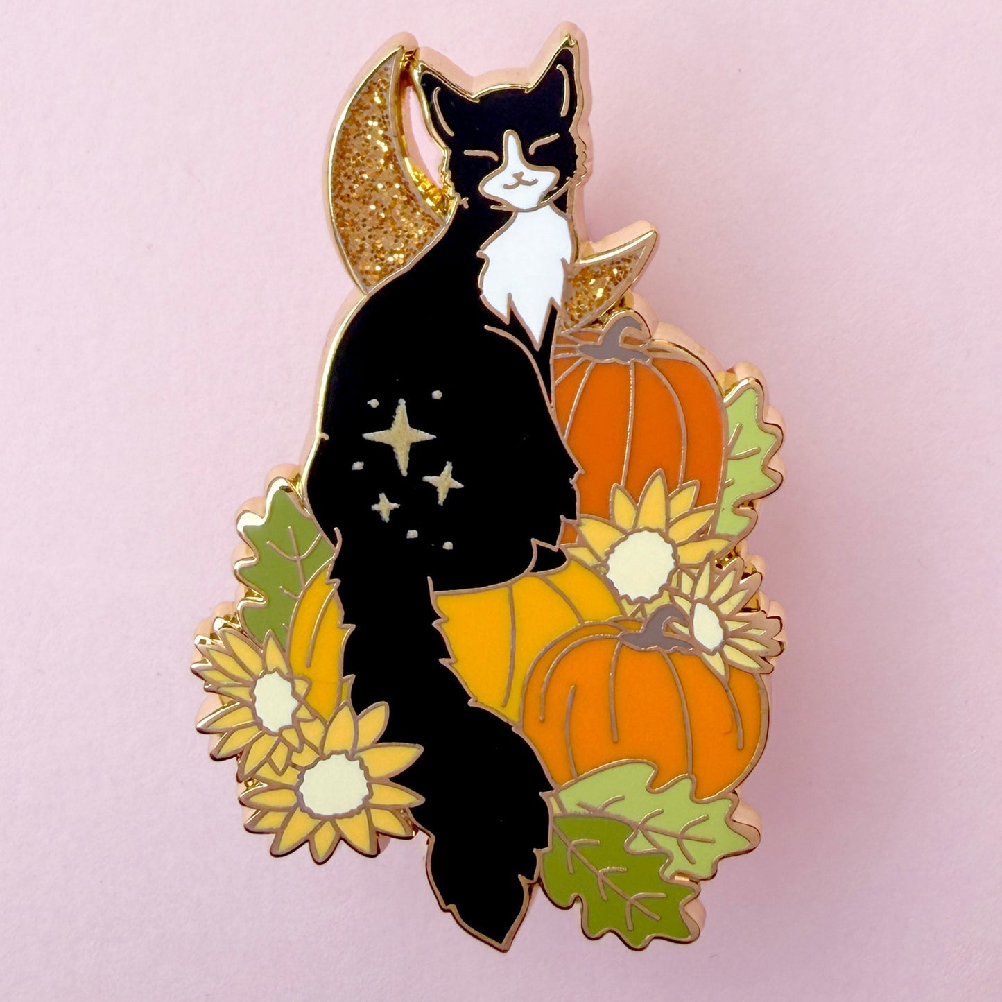 Pumpkin Tabby / Tuxedo Cat Enamel Pin – Autumn & Fall Collection