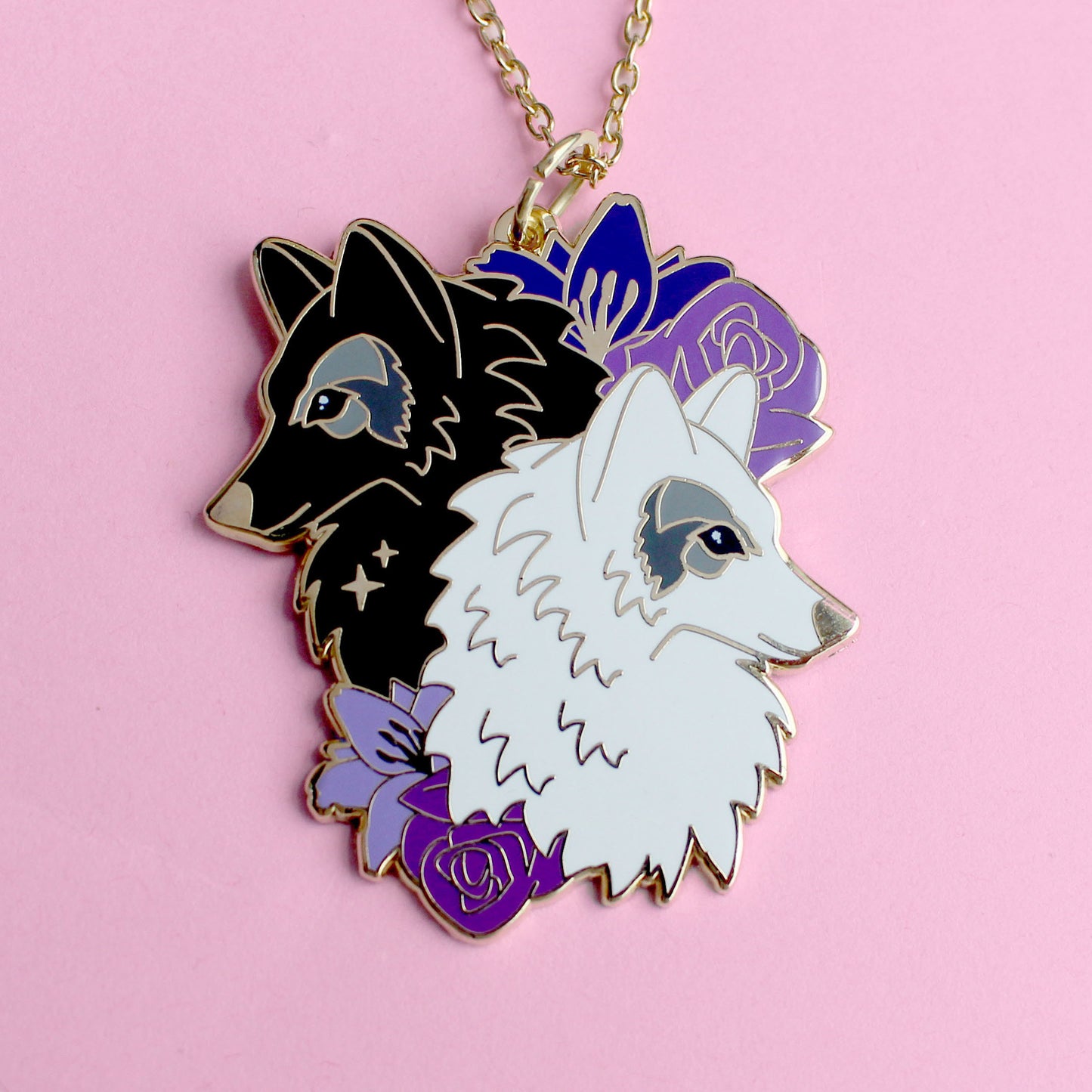 Black and white Wolves necklace