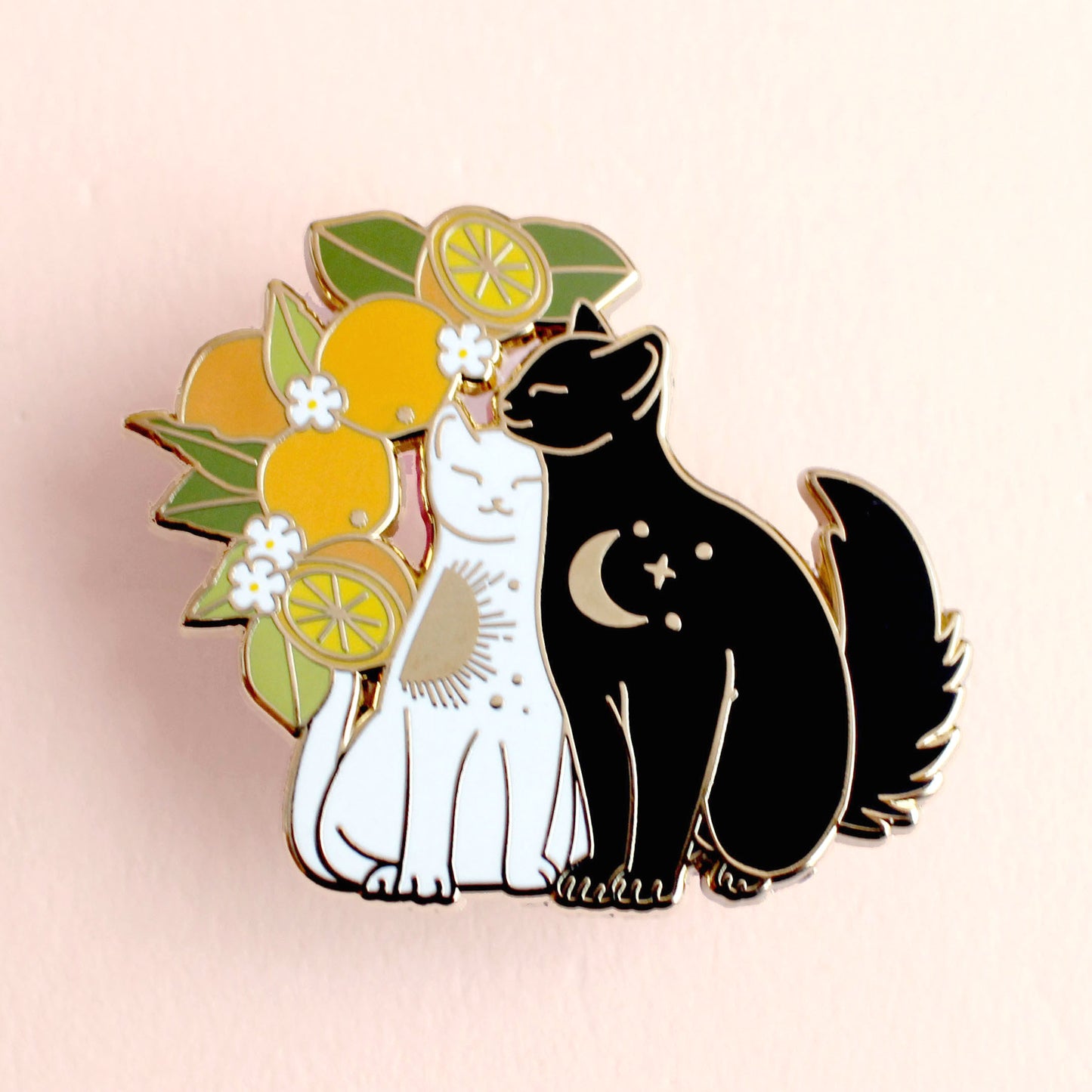 Snuggling cats enamel pin with oranges